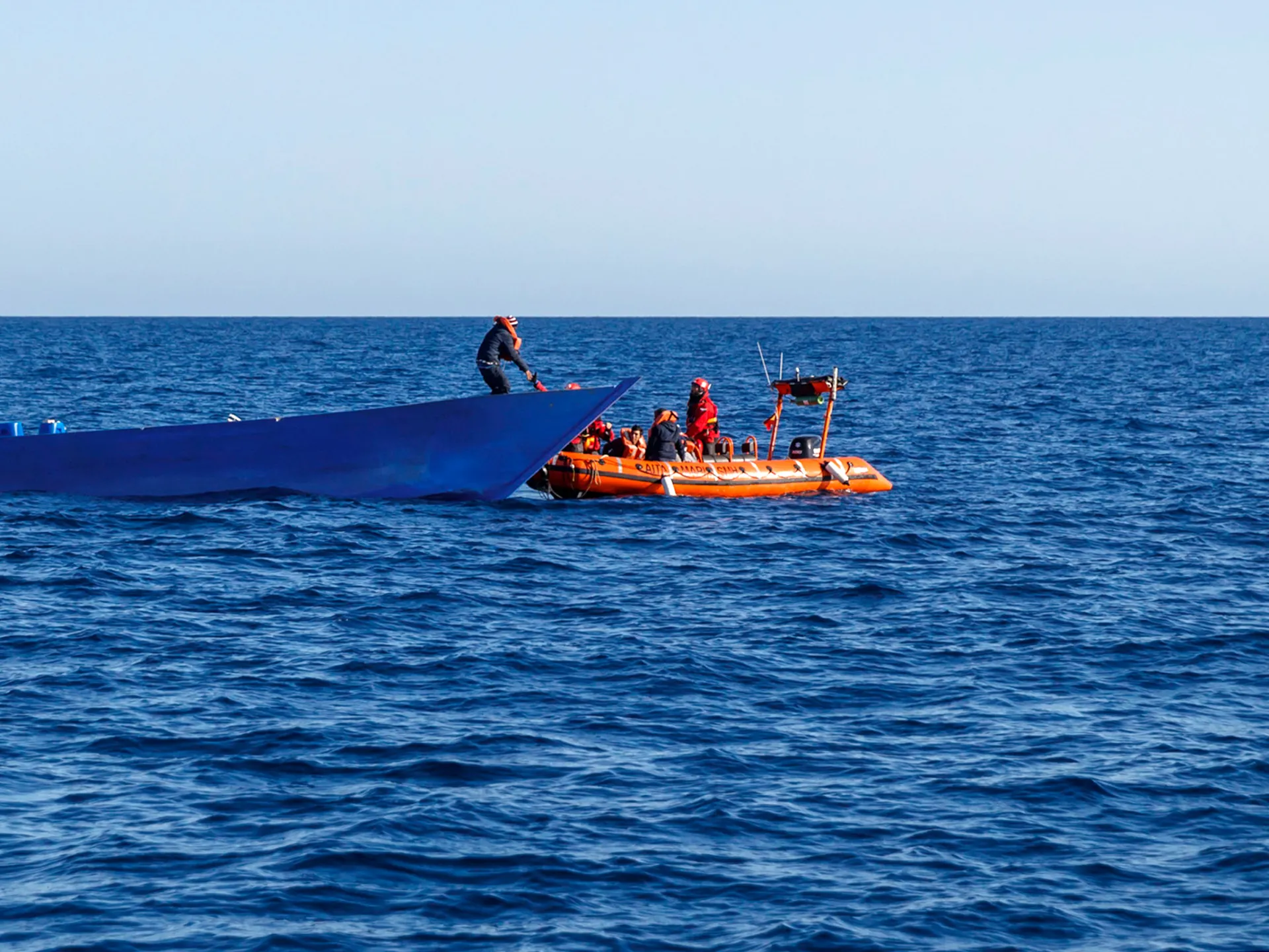 İzmir sahillərində 34 qeyri-qanuni miqrant xilas edilib