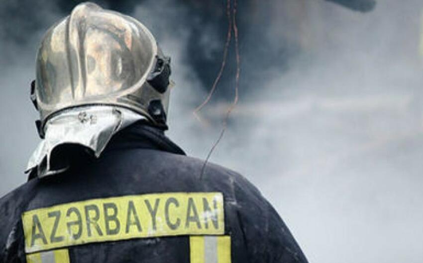 Yevlaxda yaşayış binasında yanğın olub