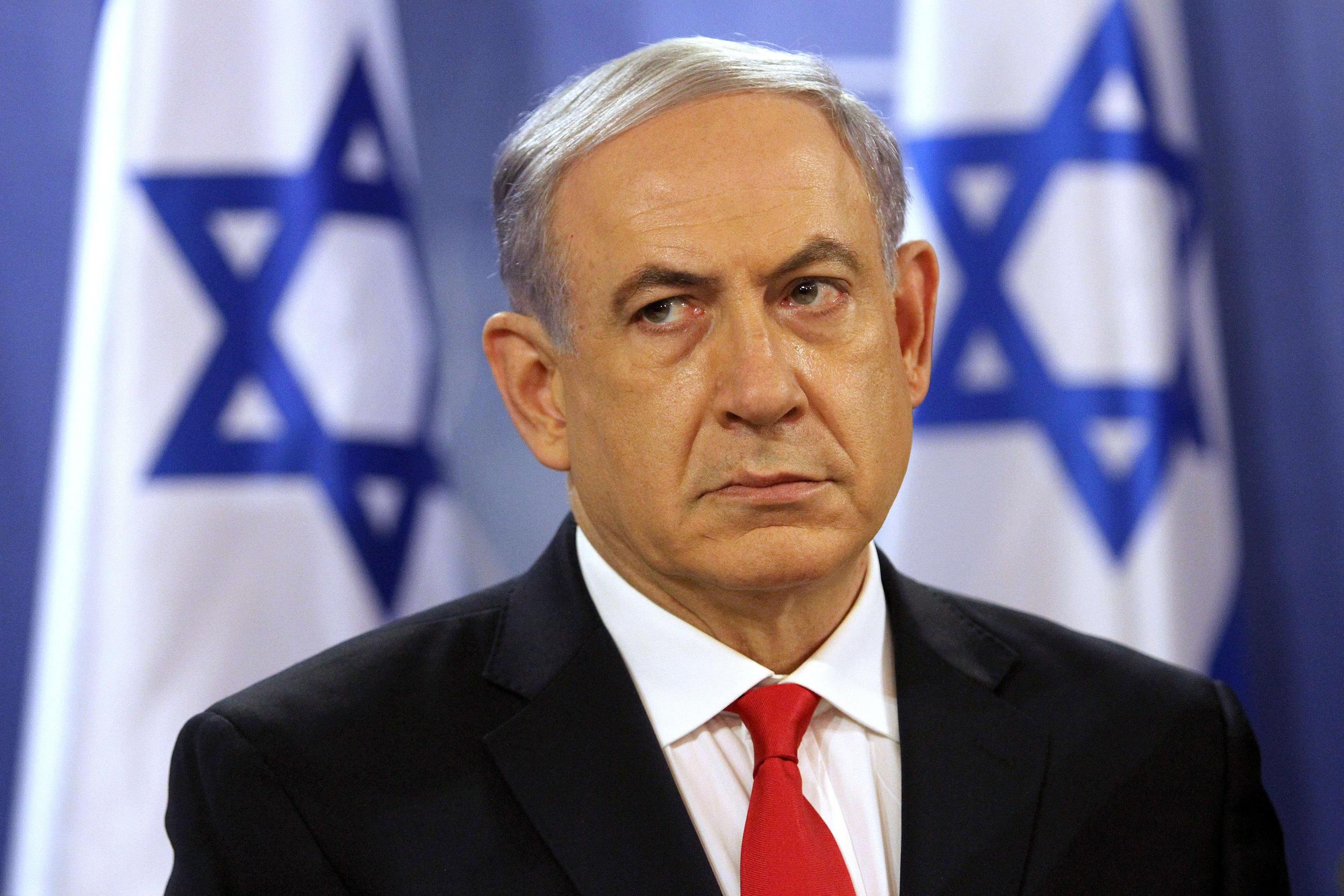 Netanyahu əfv istəyib