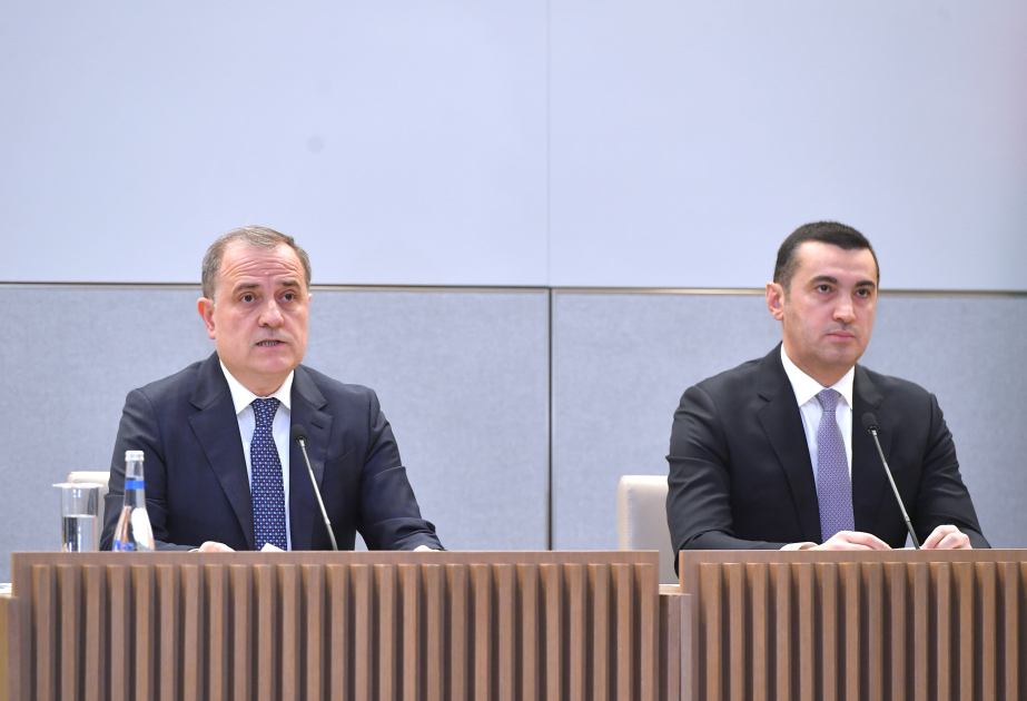 Rəsmi Bakı: Azərbaycan neftinin Ermənistana ixracı ilə bağlı Tbilisinin təklif etdiyi ilkin tarif məqsədəuyğun deyildi