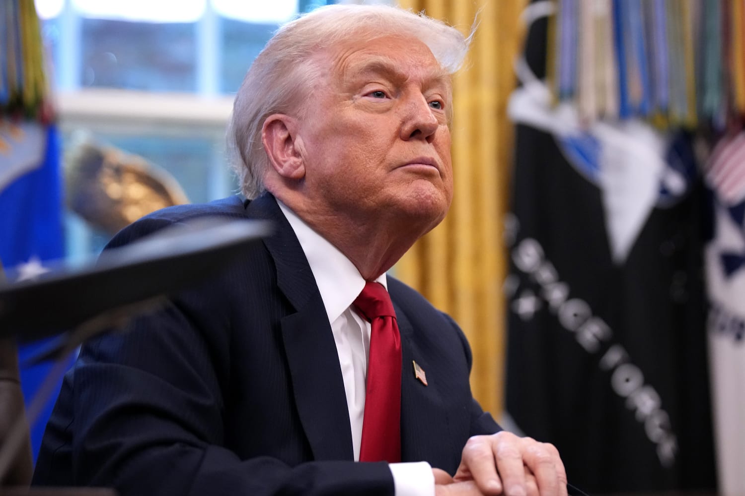 Tramp “Müsəlman Qardaşları”nın xarici terror təşkilatı elan edilməsi barədə sərəncam imzalayıb