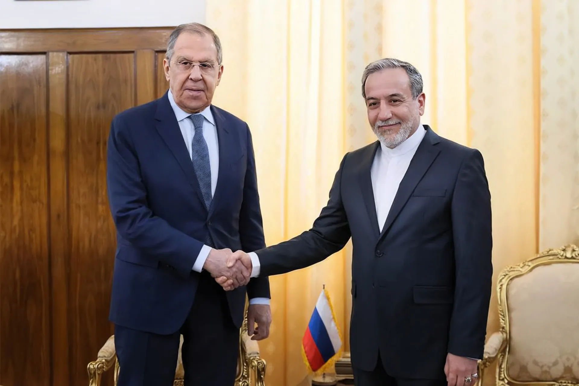 Rusiya və İranın XİN başçıları arasında telefon danışığı olub