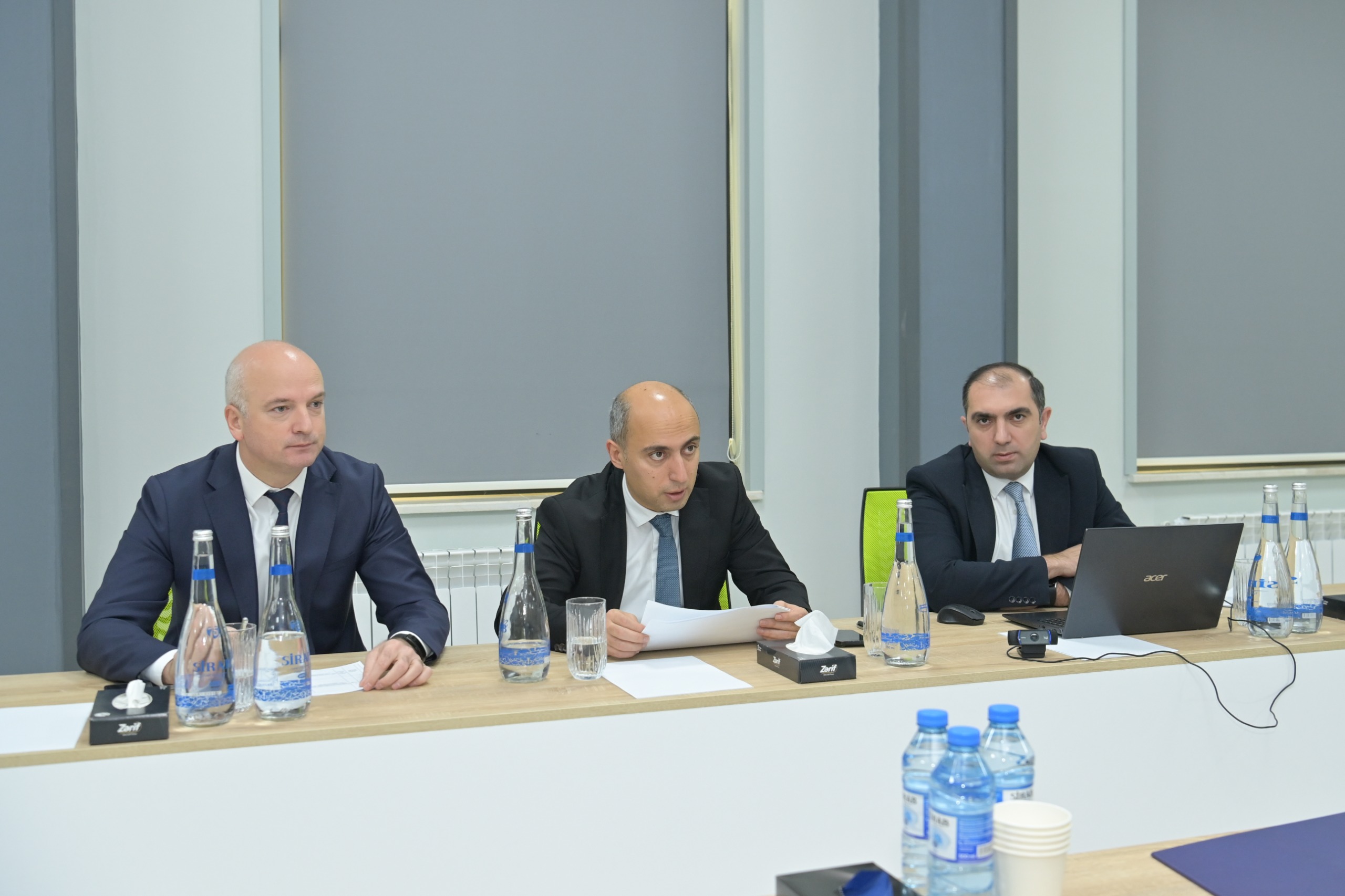 Elm və təhsil naziri Naxçıvanda vətəndaşları qəbul edib