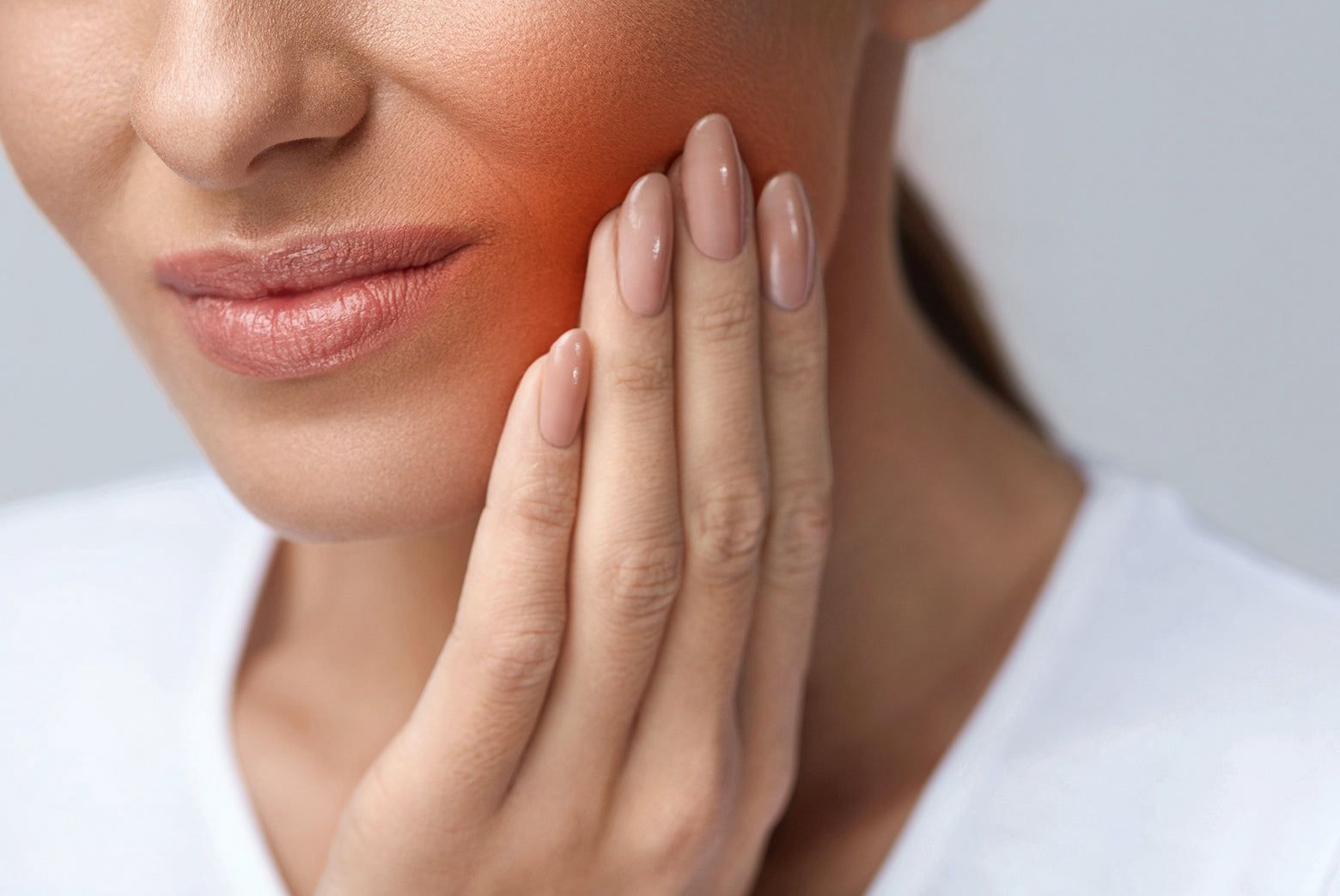 Gecə diş sıxmaq niyə yaranır? - Həkim danışır