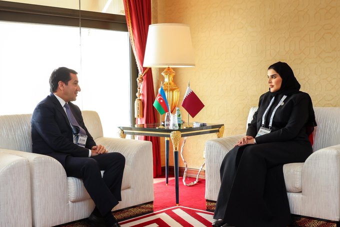 Hikmət Hacıyev Məryəm bint Əli bin Nasir Əl-Misnad ilə görüşüb