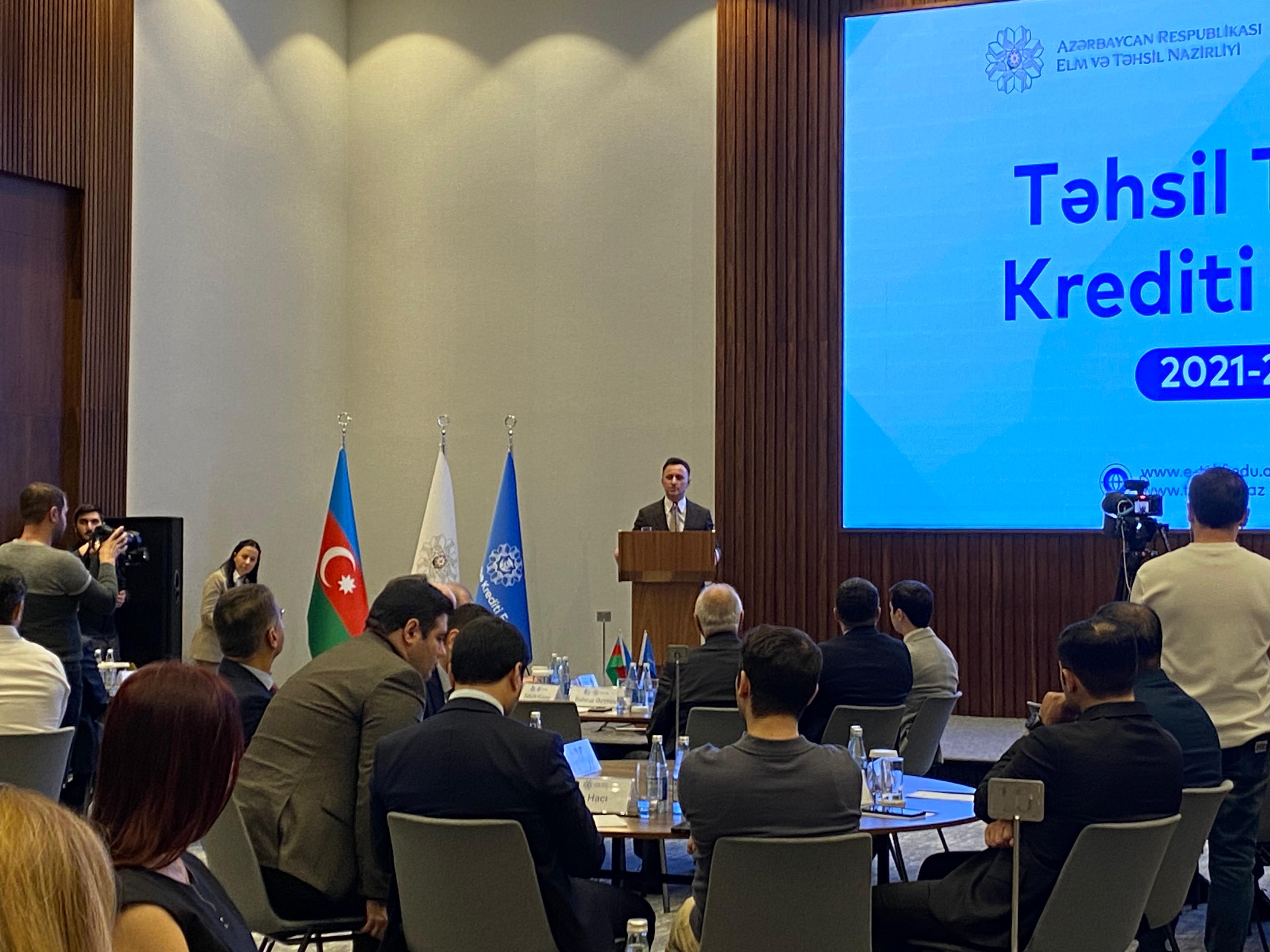 Bəhruz Əzimov: Aşağı faiz dərəcələri ilə uzunmüddətli kreditlər tələbələri daha yaxşı oxumağa təşviq edir