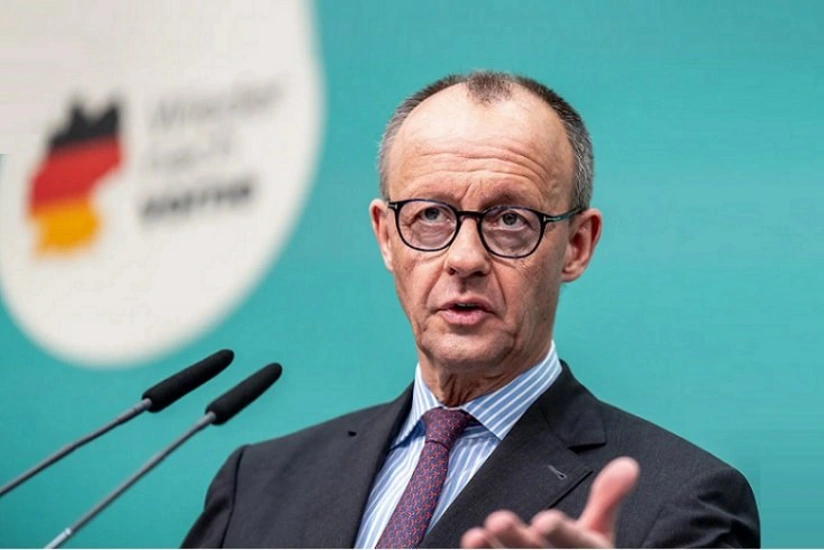 Fridrix Merts ilk dəfə İsrailə səfər edib