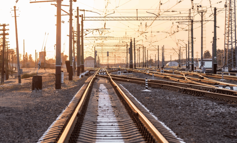 Polşa dəmiryol relslərini partlatmaqda ittiham olunan ukraynalılar üçün axtarış elan edib