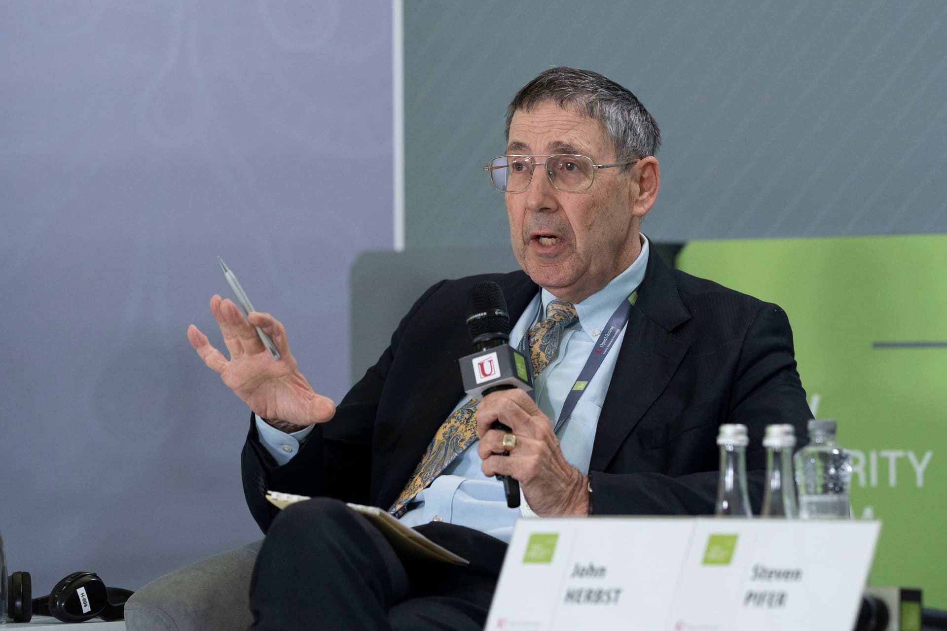 Con Herbst Trampın Azərbaycan və Ermənistan arasında sülhə ən vacib töhfəsini açıqlayıb 