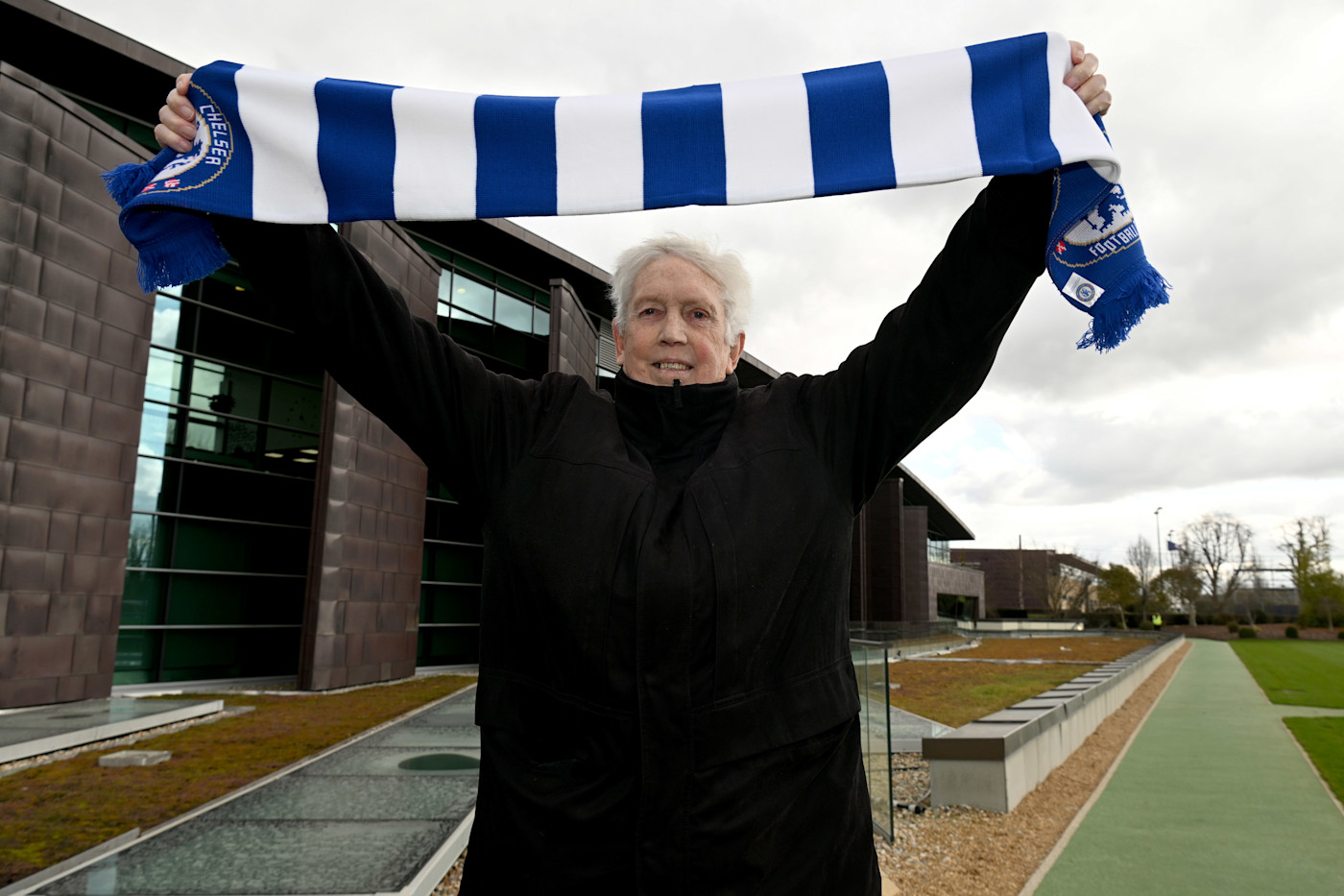 "Çelsi"nin sabiq futbolçusu vəfat etdi