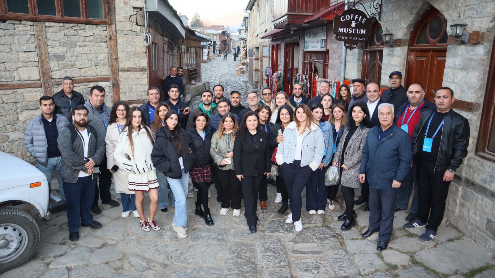 Qış turizm mövsümü öncəsi daxili turizm imkanları nümayiş etdirilib