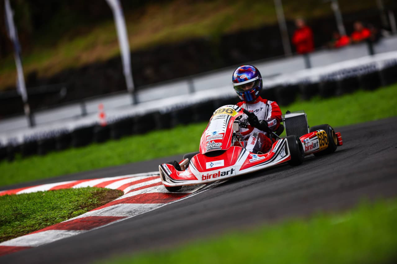 Azərbaycanlı gənc pilot Madeyra trekində tarixi uğura imza atdı