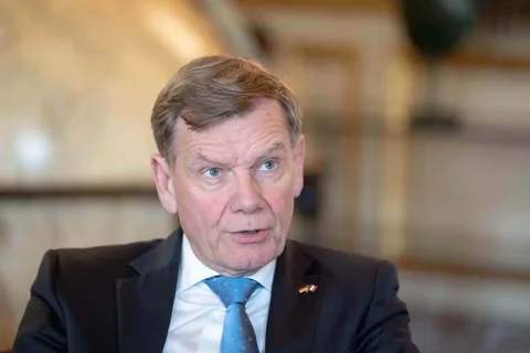 Almaniya XİN rəhbəri Çinə səfər edəcək