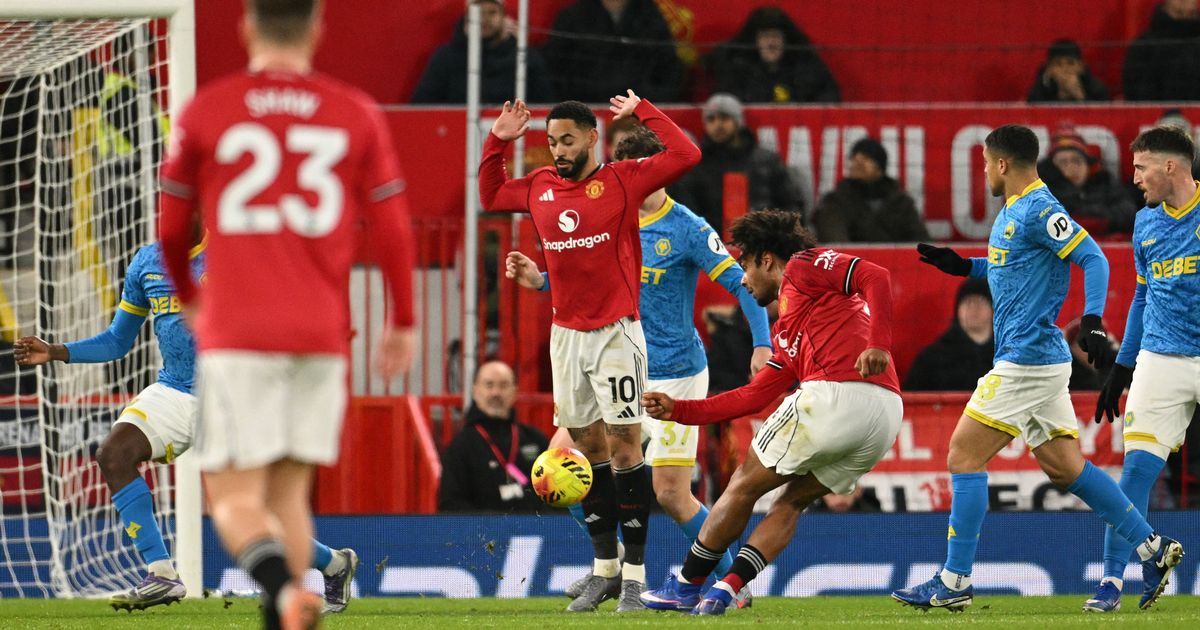 “Vulverhempton” “Bolton”un antirekordunu təkrarladı