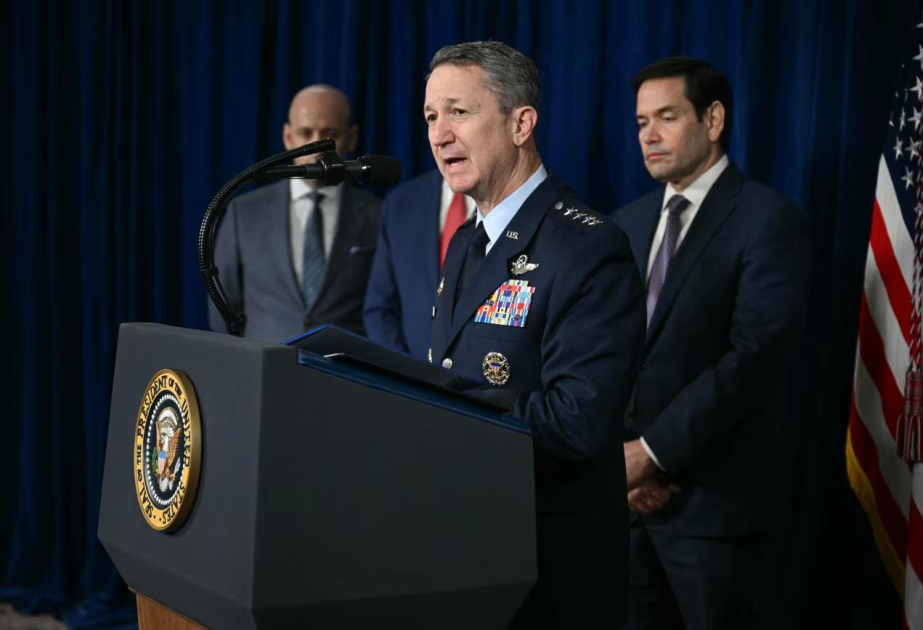 ABŞ Maduronu ələ keçirməsini "Tam Qətiyyət Əməliyyatı" adlandırıb