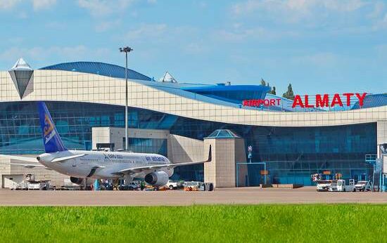 28 aviareysdə gecikmə qeydə alınıb