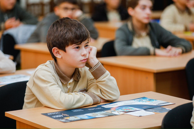 Məktəblərdə 6 gün dərs olmayacaq