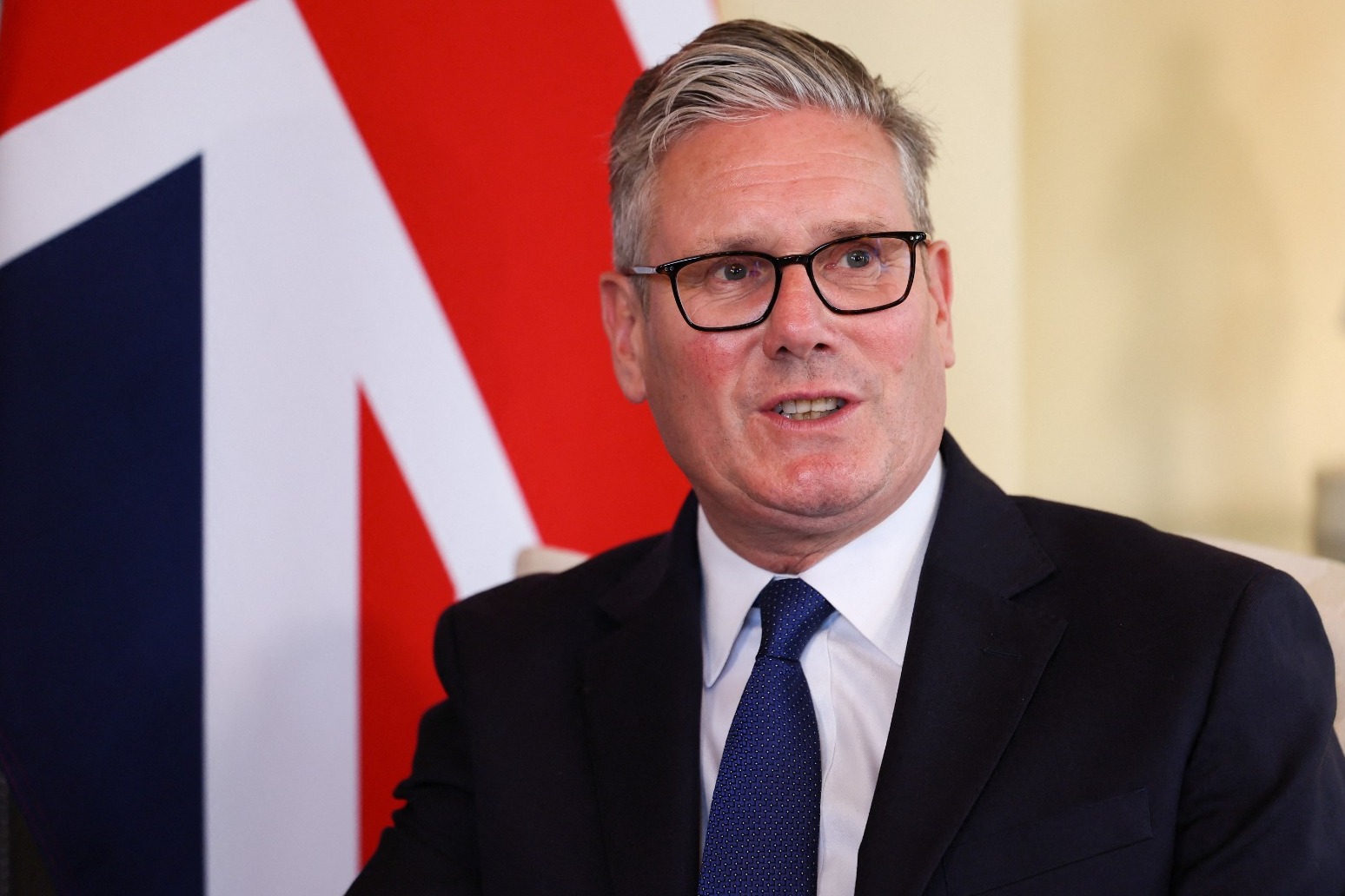 Starmer: Atəşkəsdən sonra Ukraynada hərbi mərkəzlər yaradılacaq