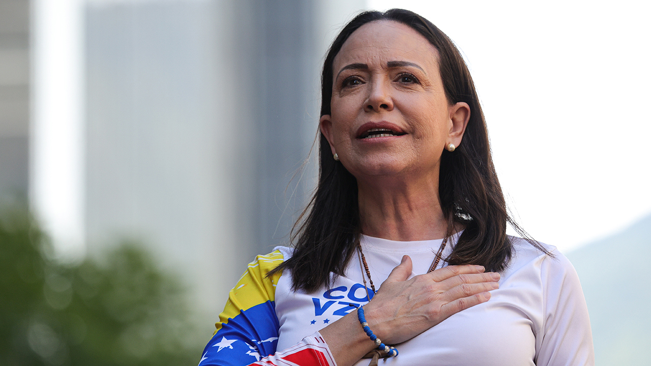 Tramp Venesuela müxalifət lideri Maçado ilə görüşəcək