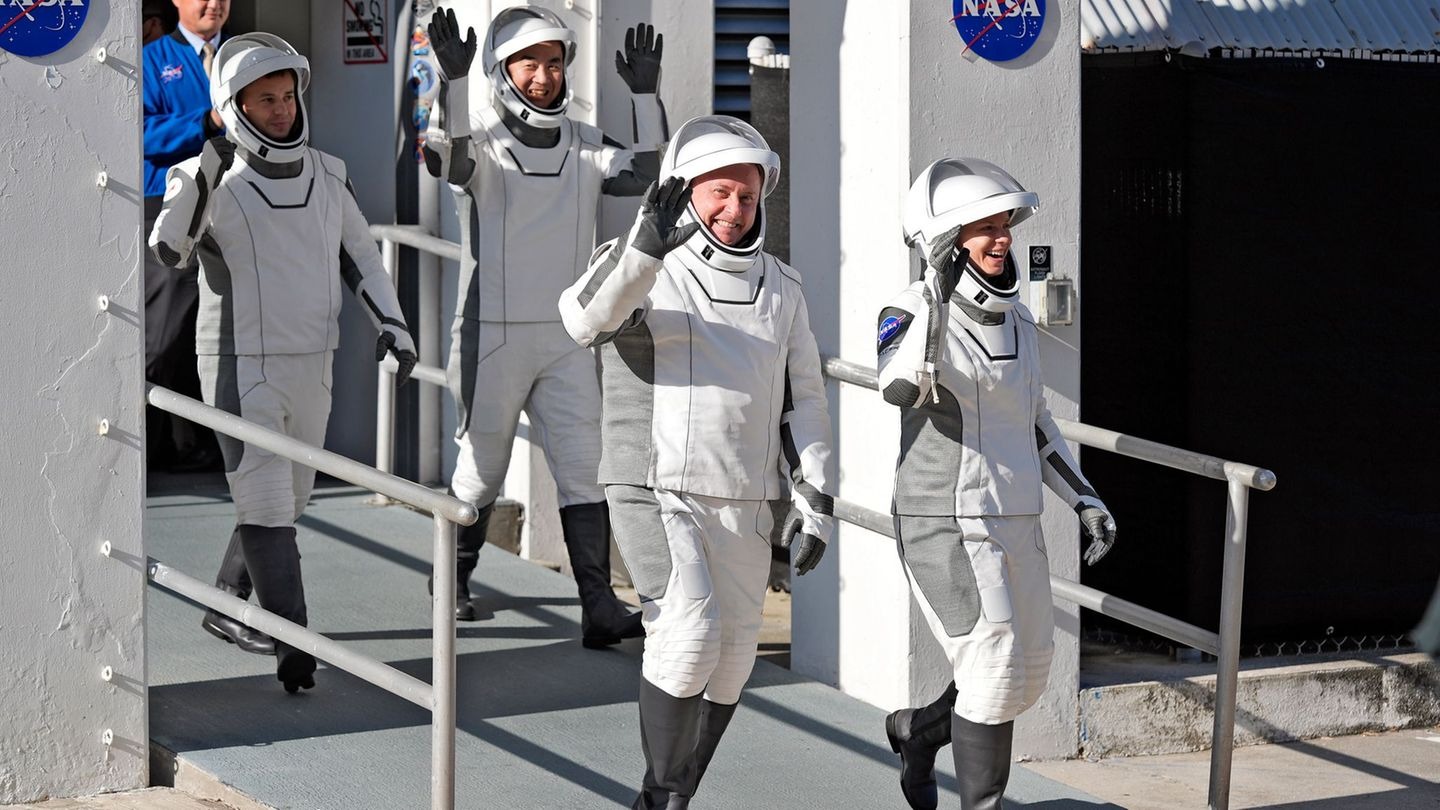 NASA gələn həftə Beynəlxalq Kosmik Stansiyaya heyətini geri qaytaracaq