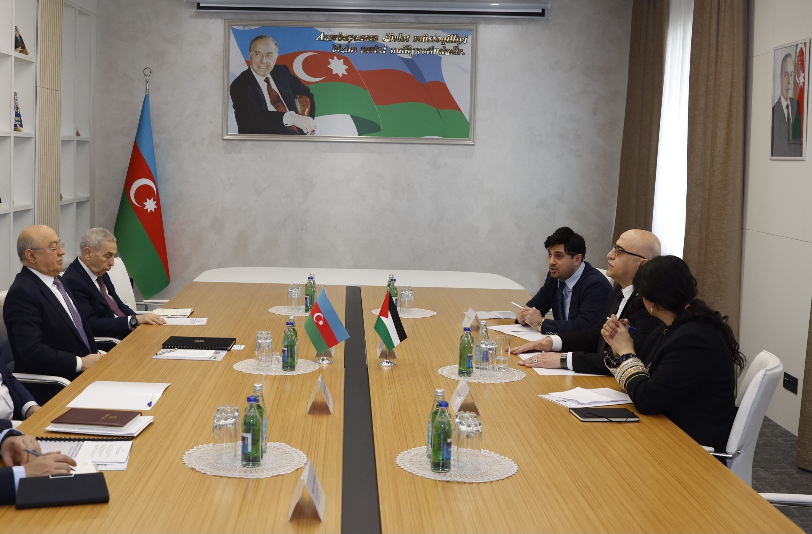 Kəmaləddin Heydərov Fələstin Dövlətinin ölkəmizdəki səfiri ilə görüşüb