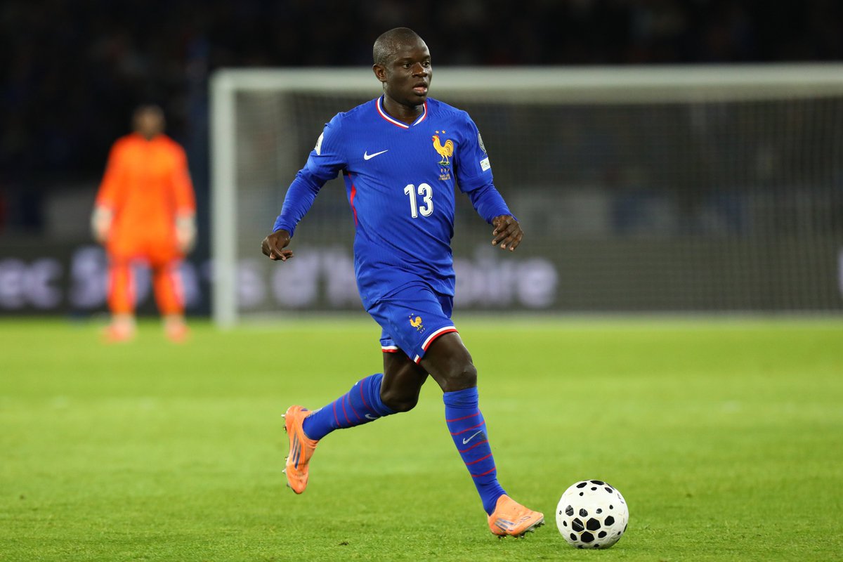 "Fənərbaxça" Nqolo Kanteni transfer etmək istəyir