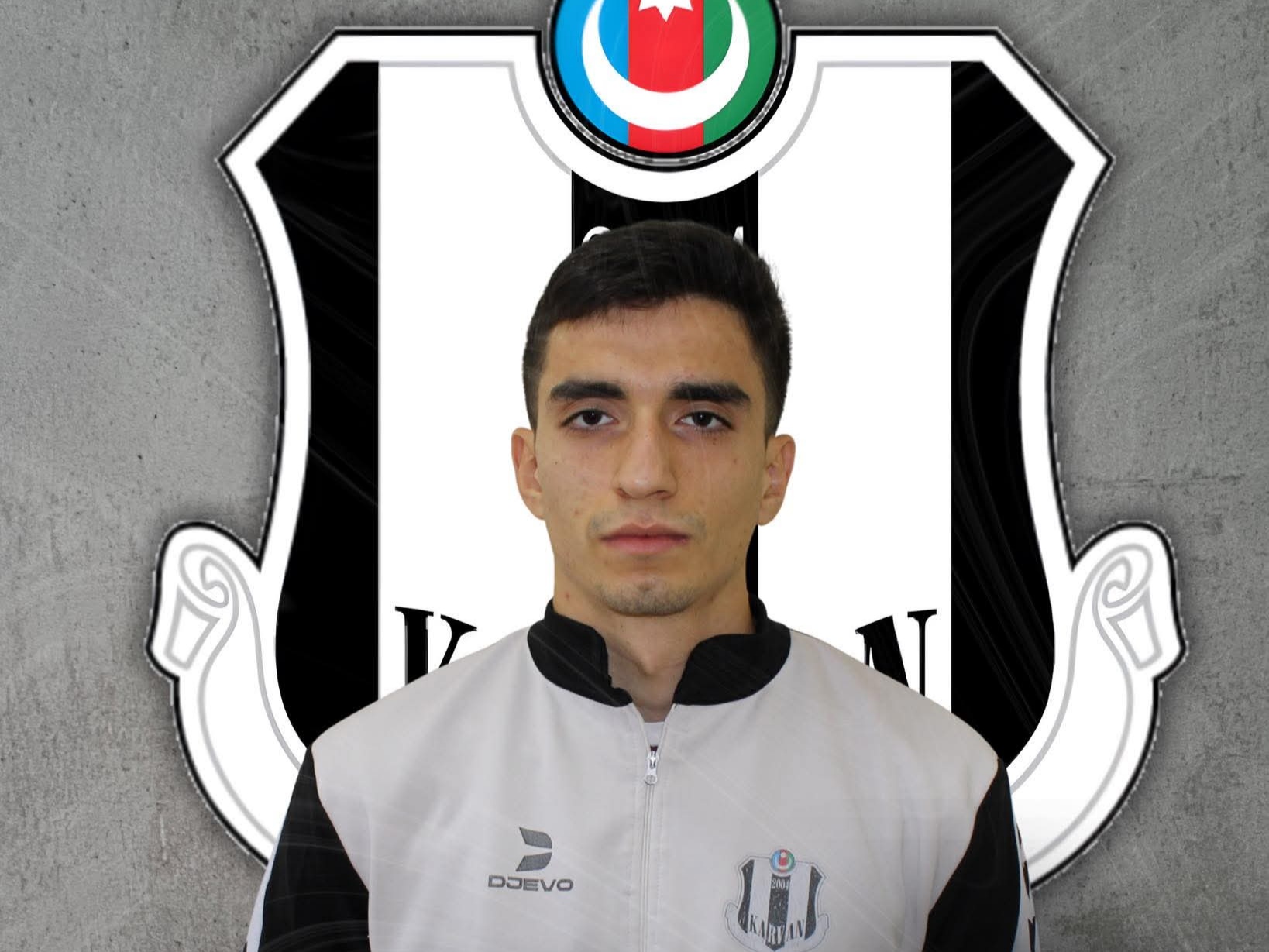 "Karvan-Yevlax" heyətini müdafiəçi ilə gücləndirdi