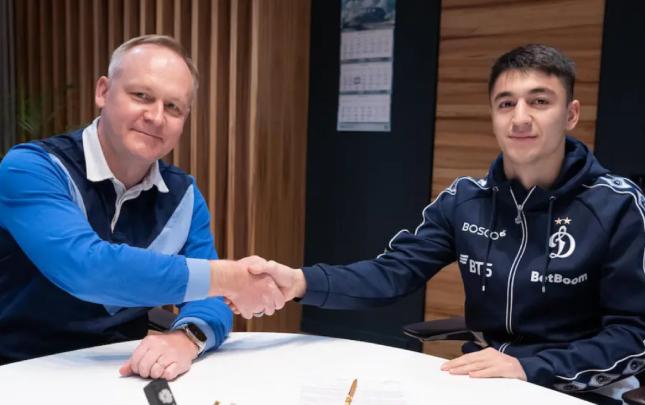 Azərbaycanlı futbolçu "Dinamo"da qalacaq 