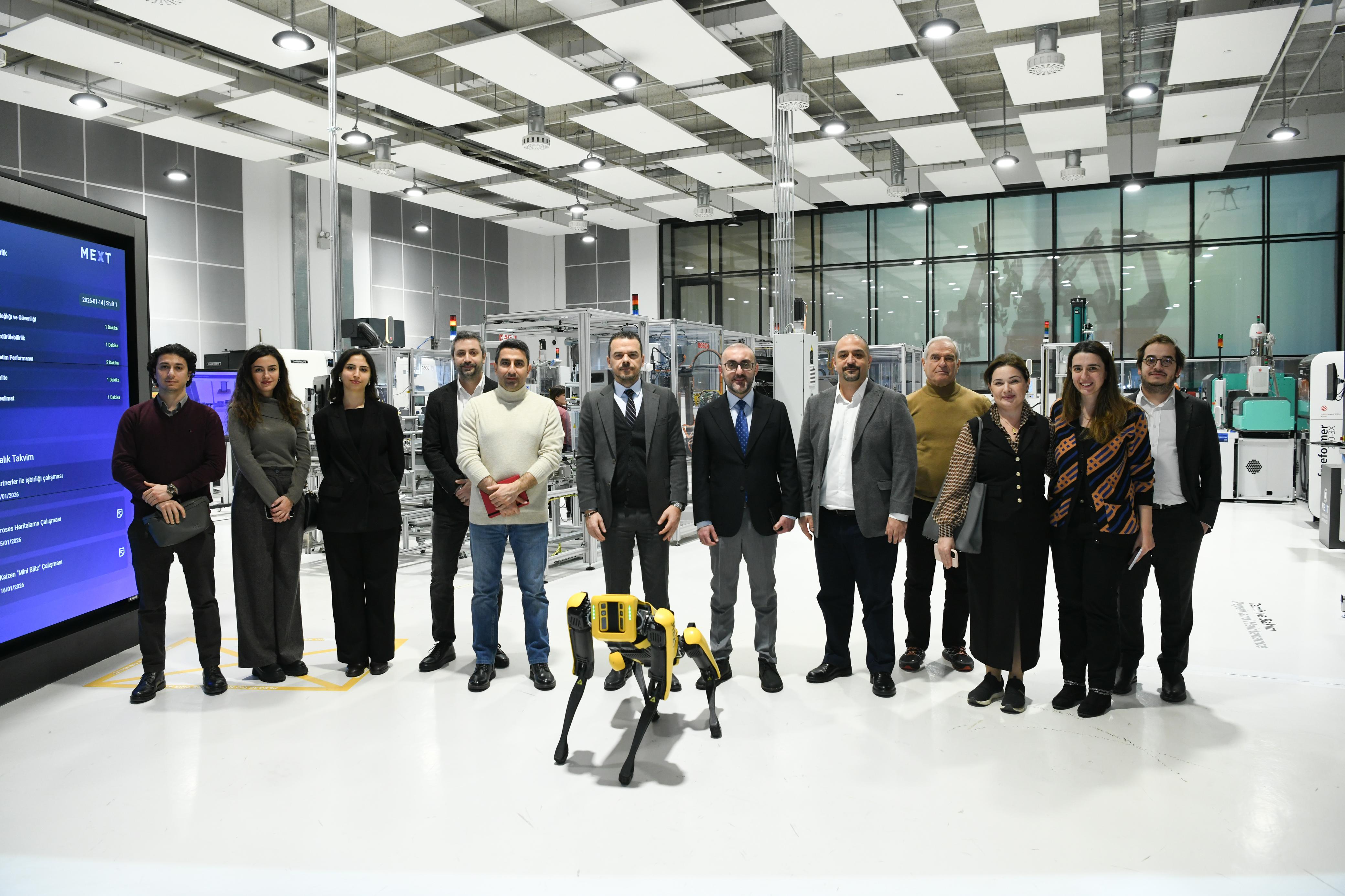 4SİM-in icraçı direktorunun müavini Türkiyənin MEXT Texnologiya Mərkəzində olub