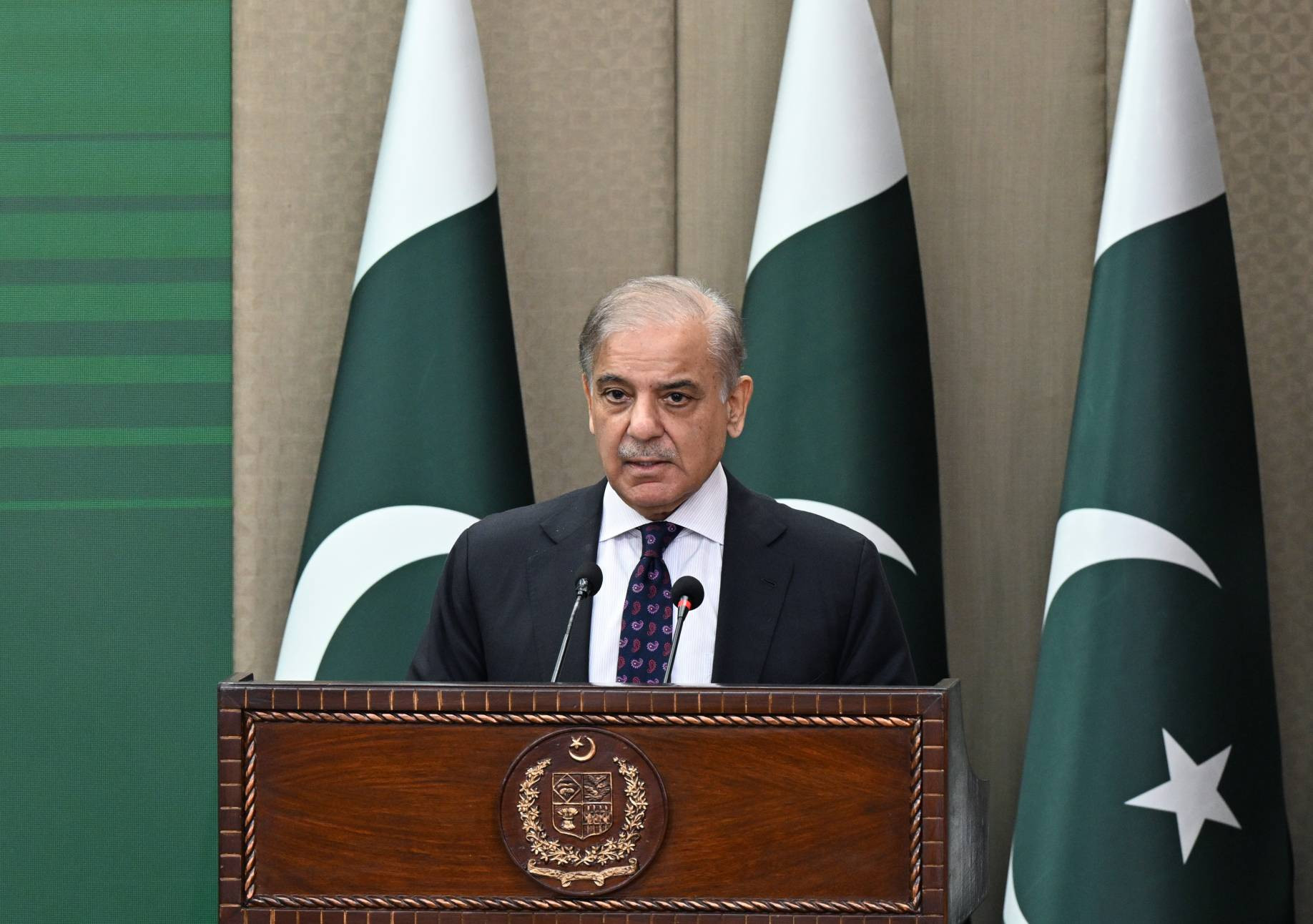 Şahbaz Şərif Qəzza üzrə "Sülh Şurası"na dəvət alıb