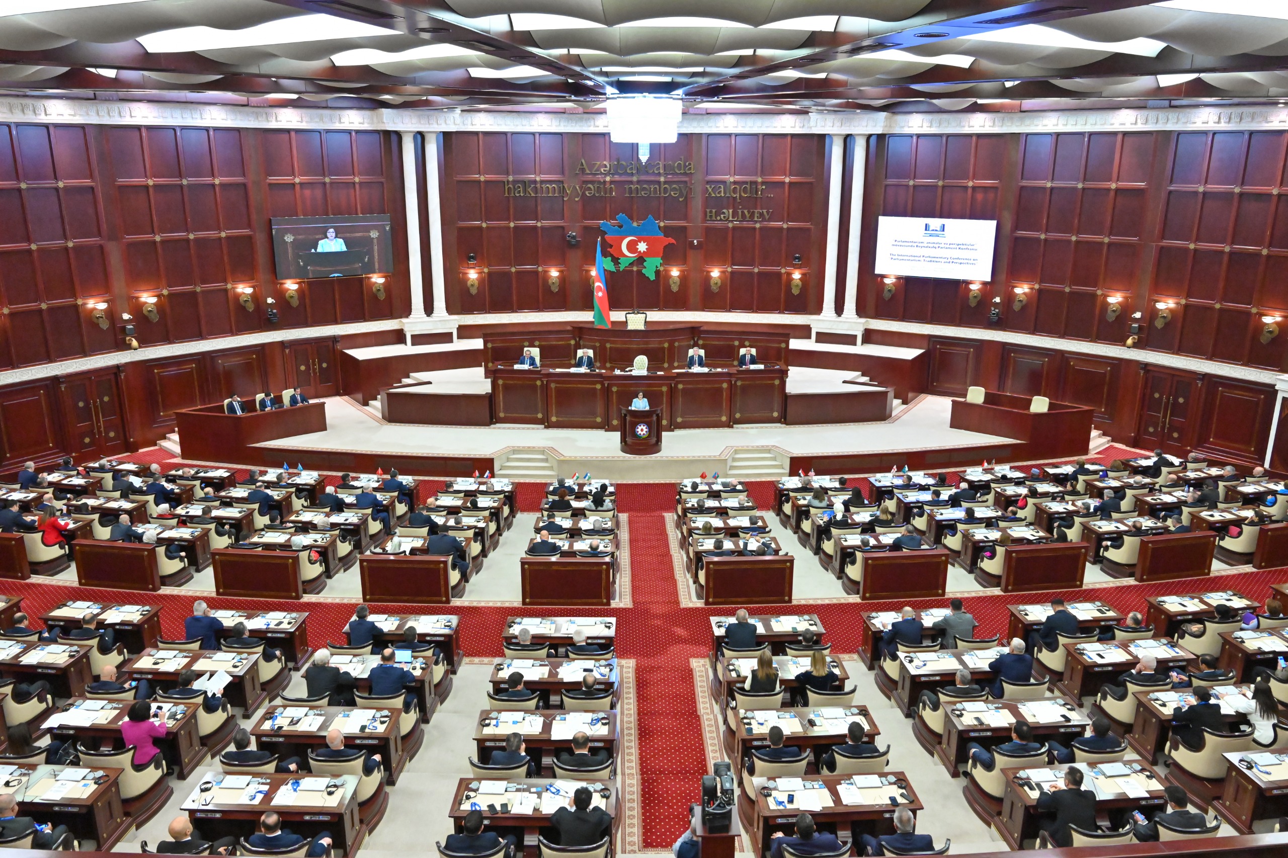 Xaricdə təhsil almış məzunlarla əlaqədar dinləmənin keçirilməsi təklif olunub