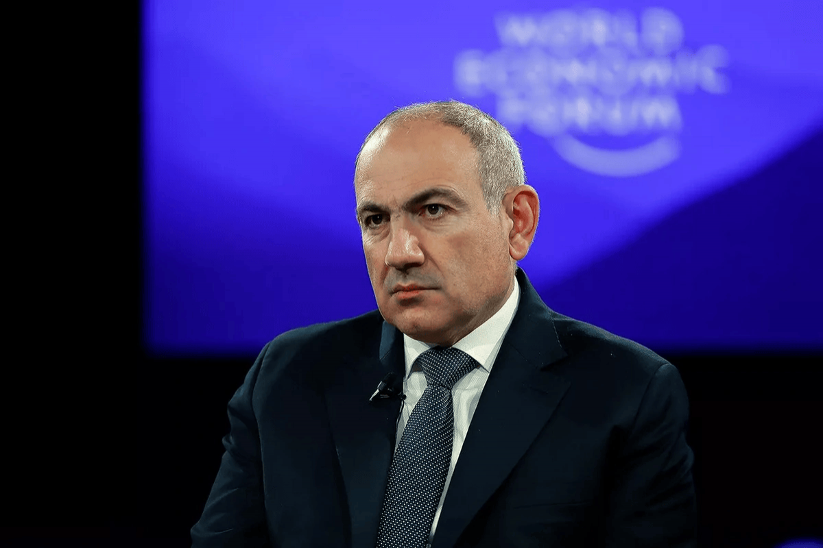 Paşinyan Davosa səfər edib - VİDEO