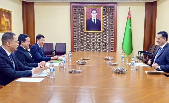 Tacikistan və Türkmənistan ticarət dövriyyəsinin artırılması tədbirlərini müzakirə ediblər