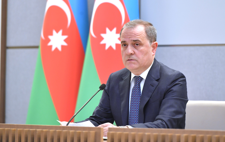 Azərbaycan XİN rəhbəri Çinə səfərə yola düşüb - YENİLƏNİB