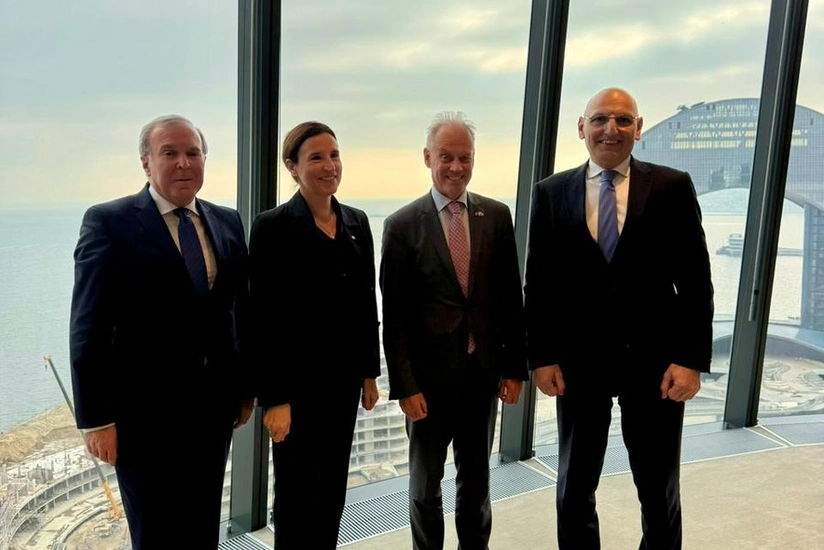 ​​​​​​​Aİ və Azərbaycan sülh gündəliyini müzakirə edib