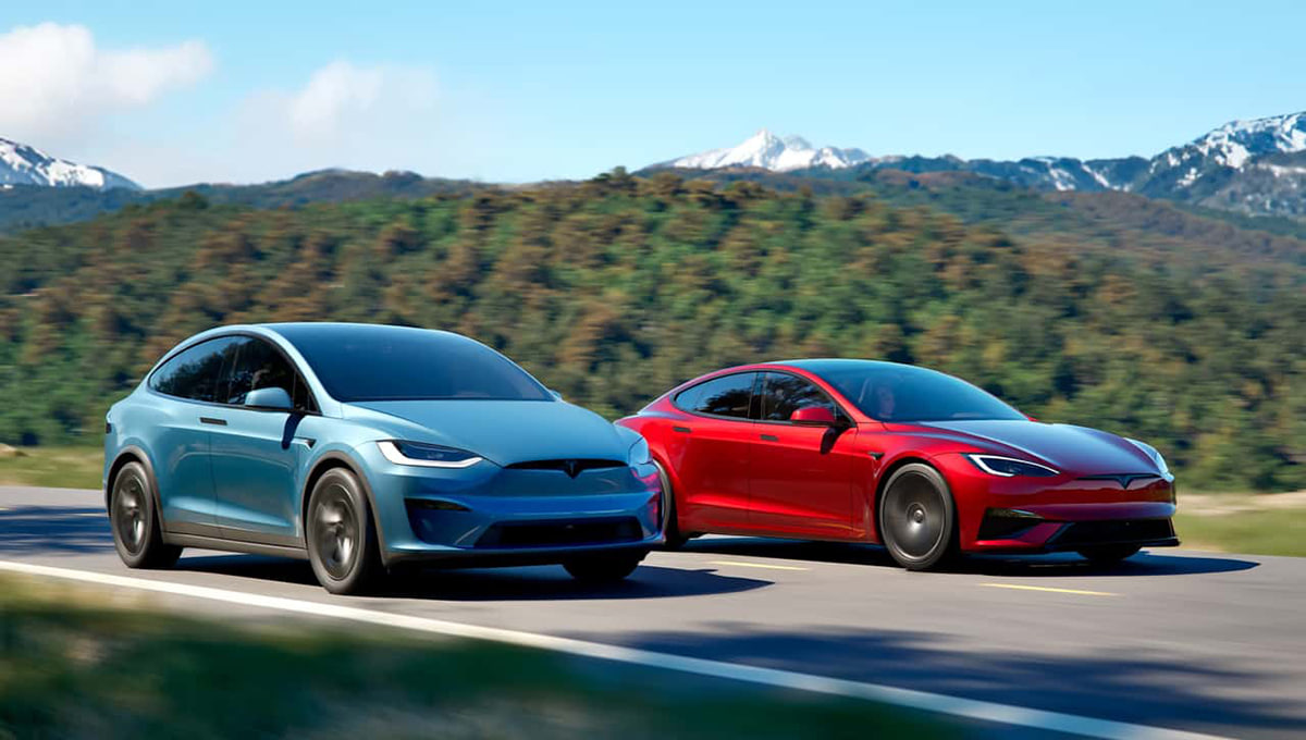 Tesla 2 modelin istehsalını  dayandırır