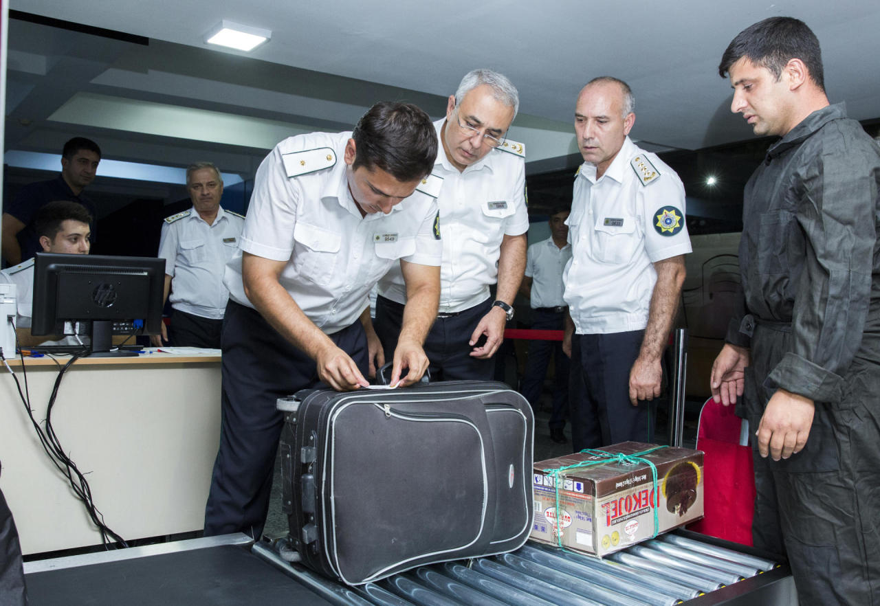Gömrük sərhədindən güzəştli qaydada keçirilən malların siyahısı genişləndirilib