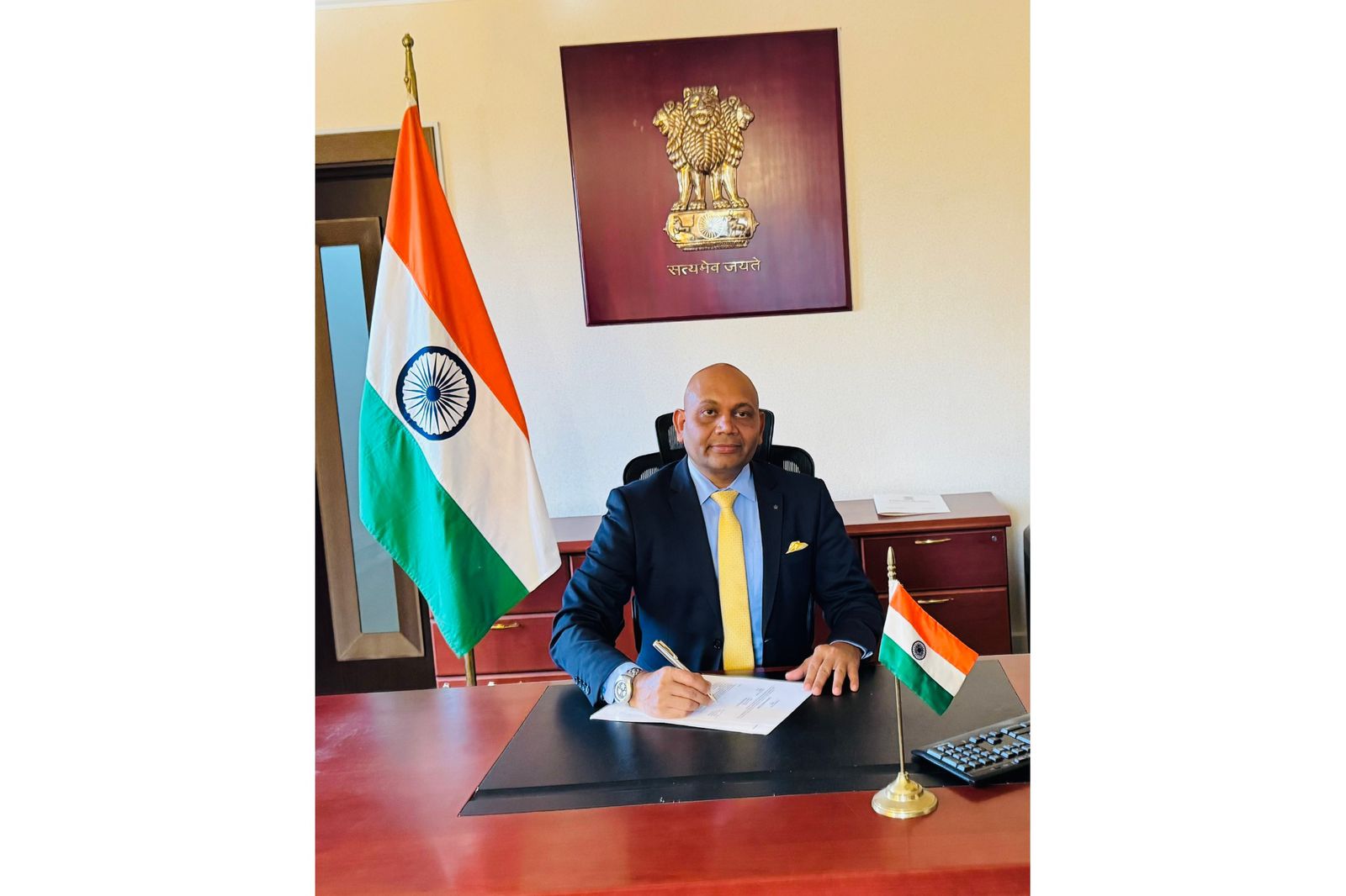 Hindistanın yeni səfiri Azərbaycana gəlib