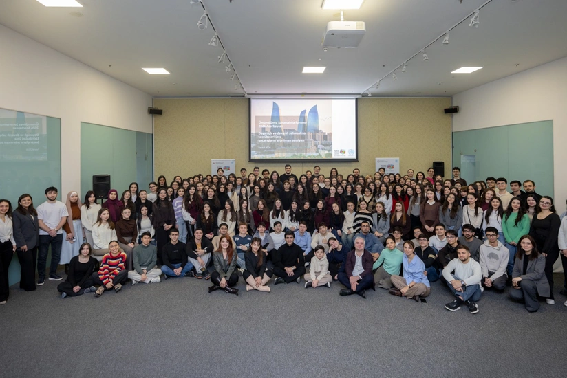 WUF13 üzrə Könüllülük Proqramı çərçivəsində təlimlər keçirilir