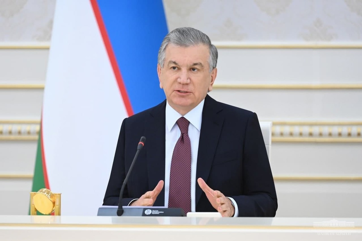 Şavkat Mirziyoyev Pakistana səfər edib