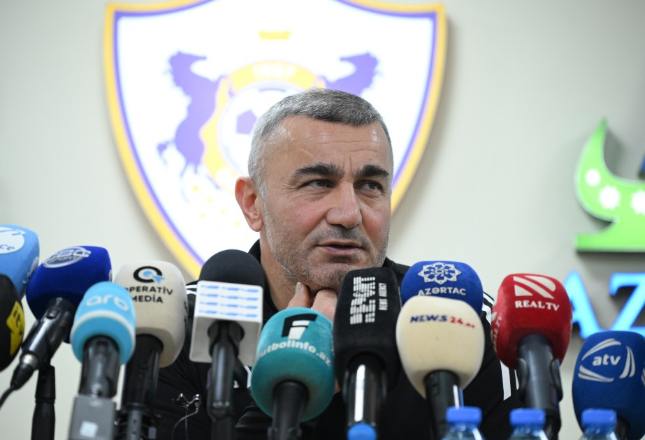 Qurban Qurbanov: "Çempionat oyununun təxirə salınması böyük kömək ola bilərdi"