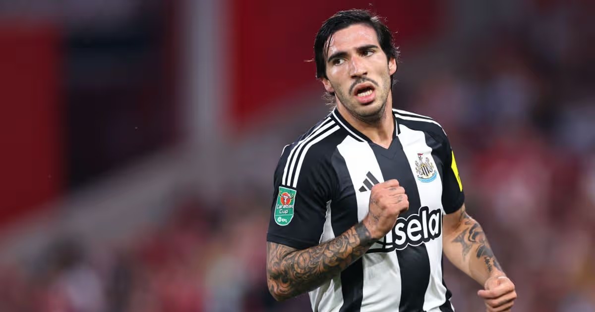 “Mançester Yunayted” “Nyukasl”ın futbolçusu ilə maraqlanır