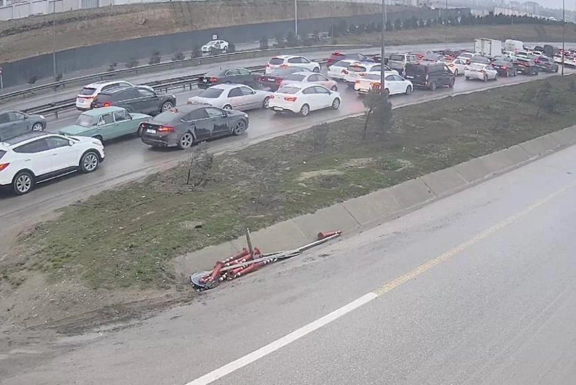 Bakı dairəvi yolda qəza baş verib