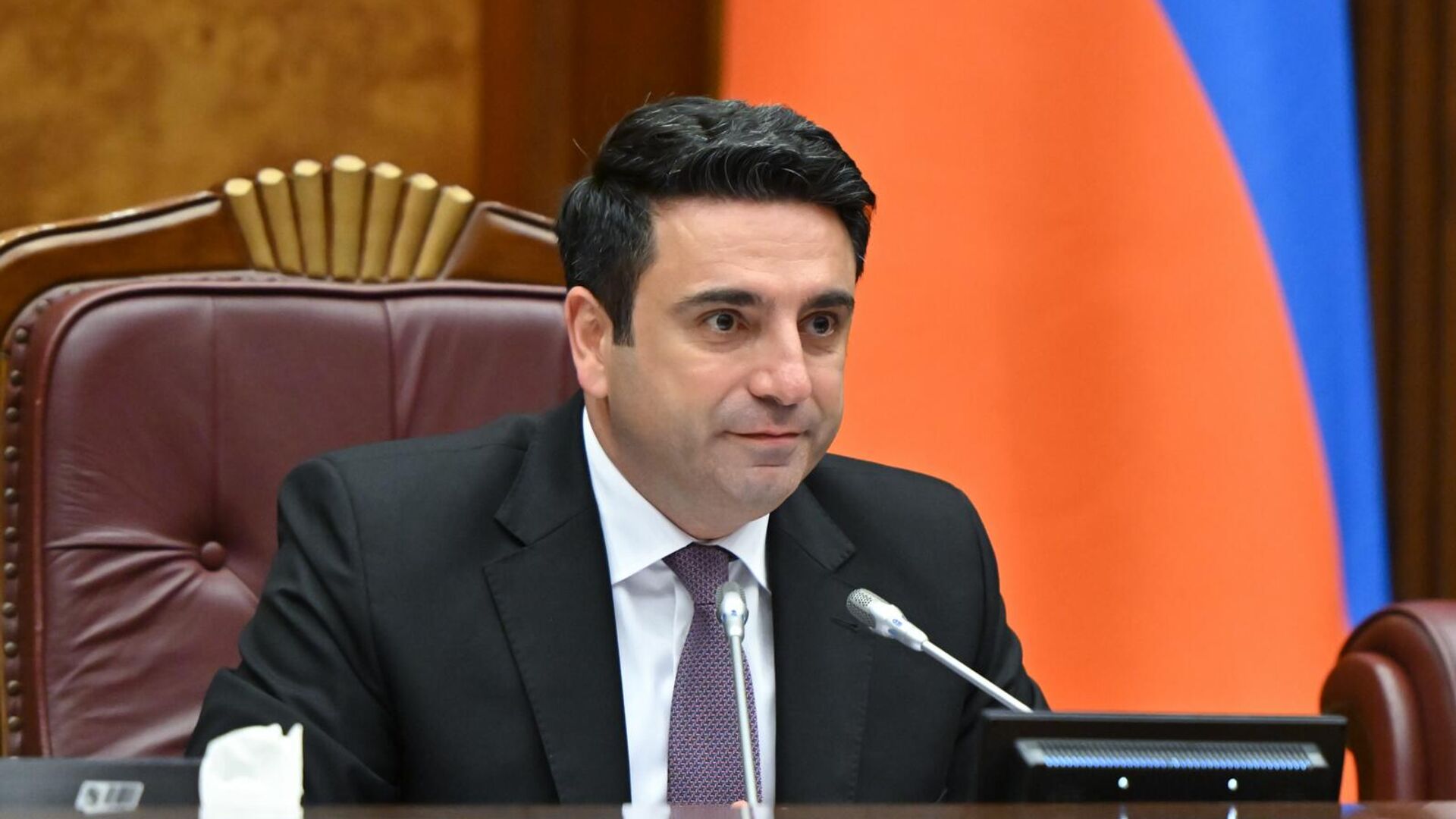 Simonyan: Azərbaycanla əməkdaşlıq müsbət istiqamətdə davam edir