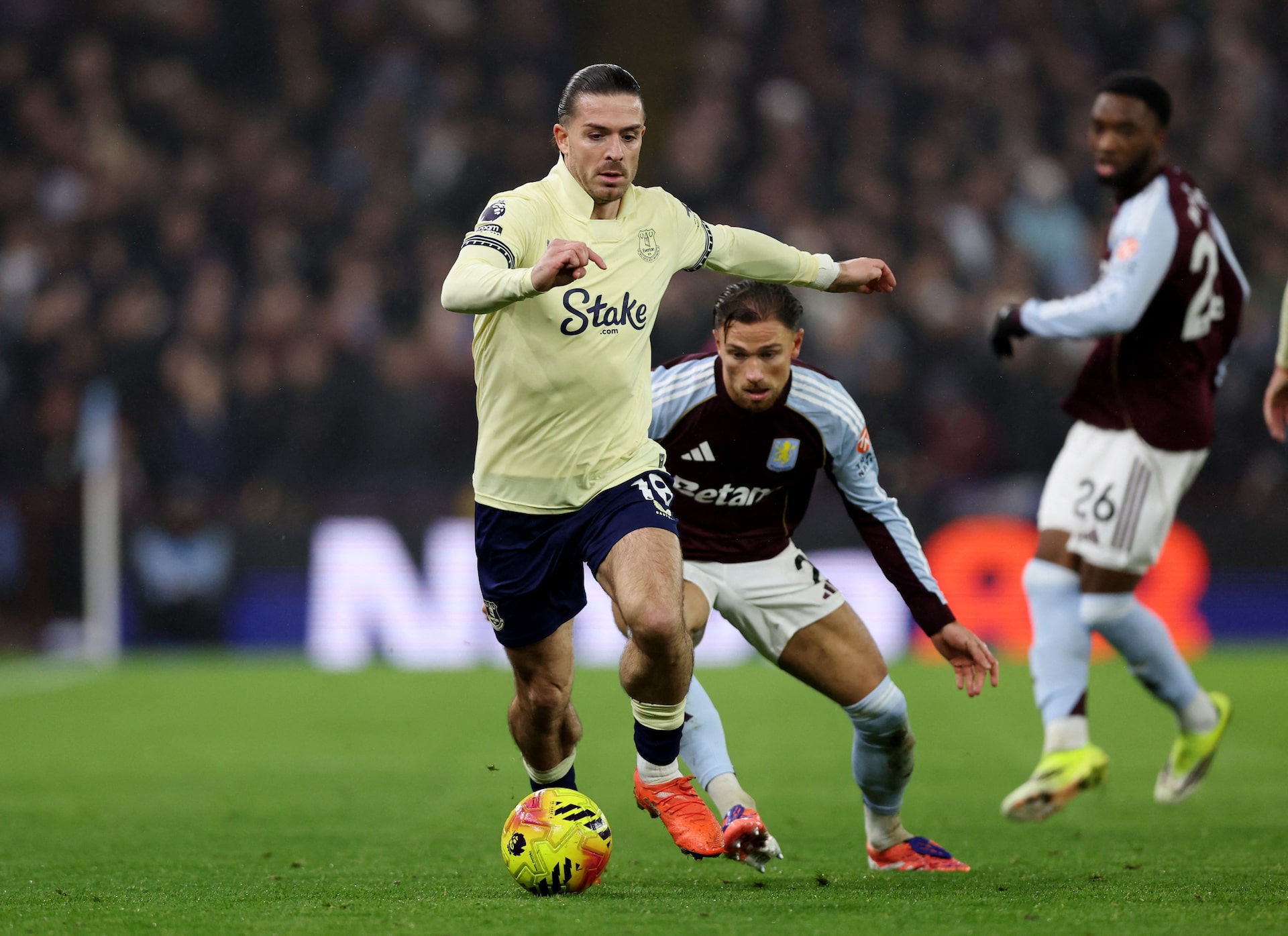 "Everton"un futbolçusu mövsümü erkən başa vurdu