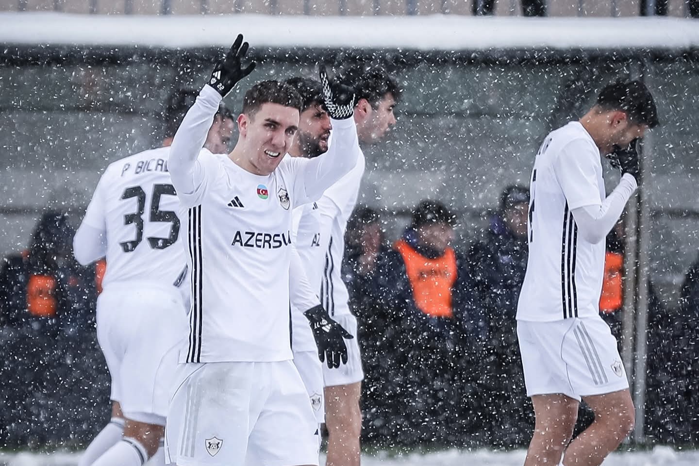 Azərbaycan PL: "Qarabağ" Şamaxıdan 3 xalla qayıdır 