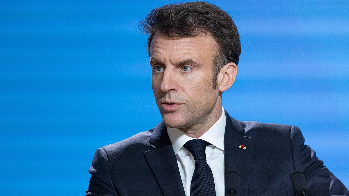 Makron Hindistana səfər edəcək