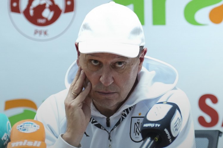 "Neftçi"nin baş məşqçisi: Mənə deyilsə ki, oynayaq, oynayacağıq