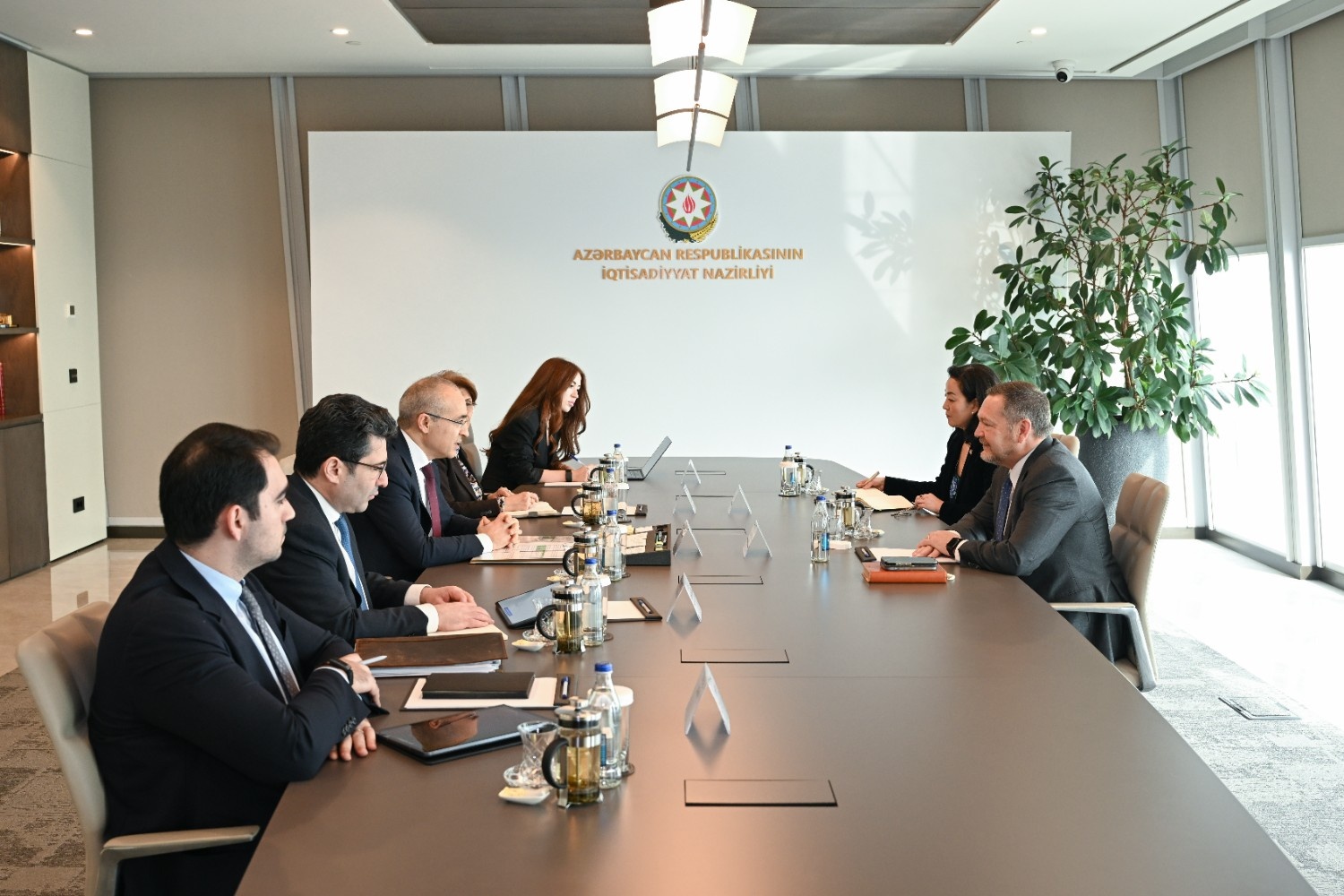 “ExxonMobil” korporasiyası ilə əməkdaşlığın inkişafı müzakirə olunub