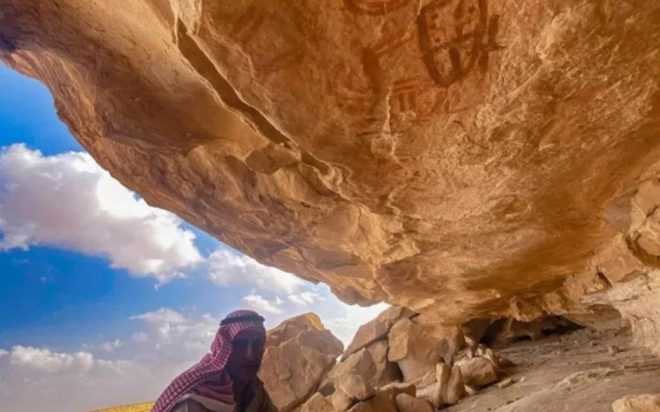Misirdə 10 min illik tarixə malik daş sığınacaq aşkarlanıb